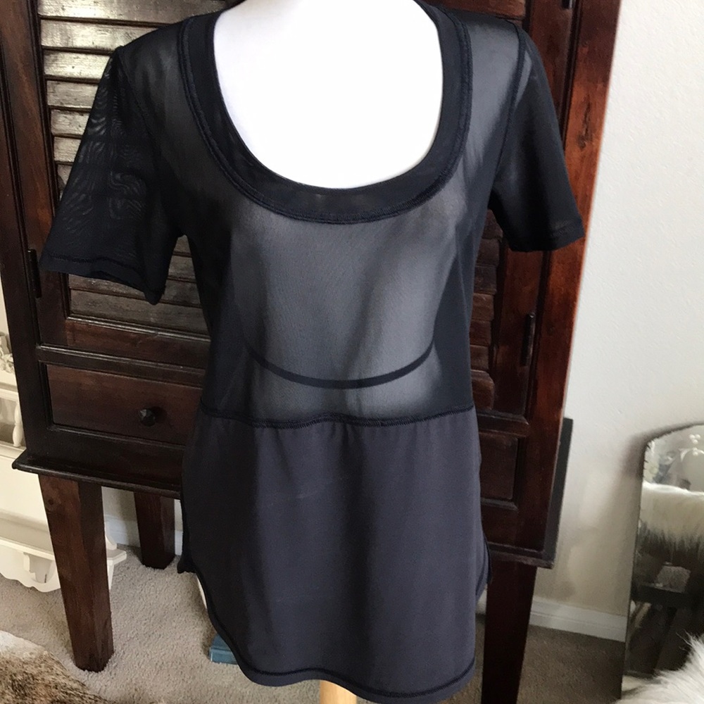 Lululemon mesh top.